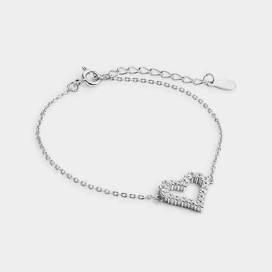 PULSERA PLATA DE ESLABONES OVALADOS PEQUEÑOS CON SILUETA DE CORAZON CON CIRCONITAS BLANCAS