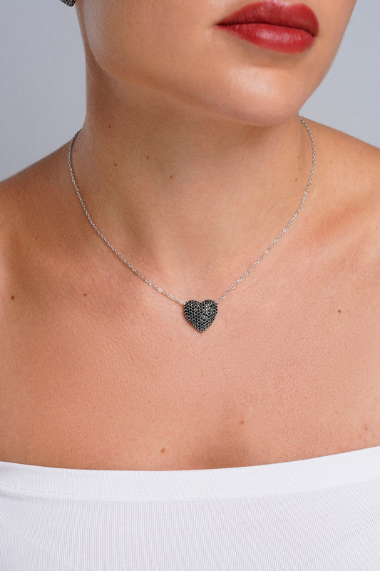 Collar corazón pavé negro