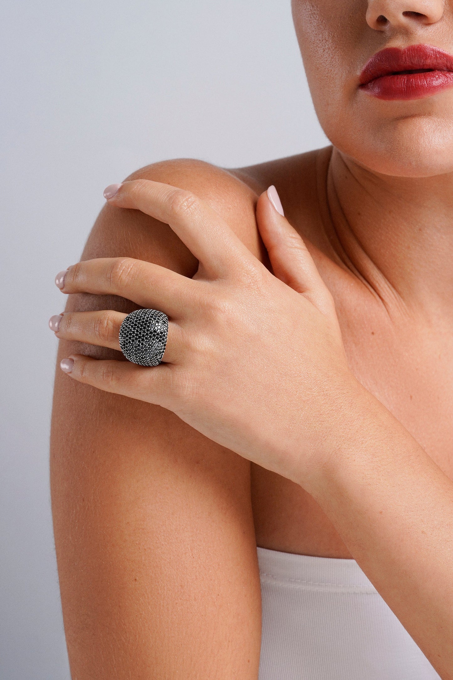 Anillo bola pavé negro