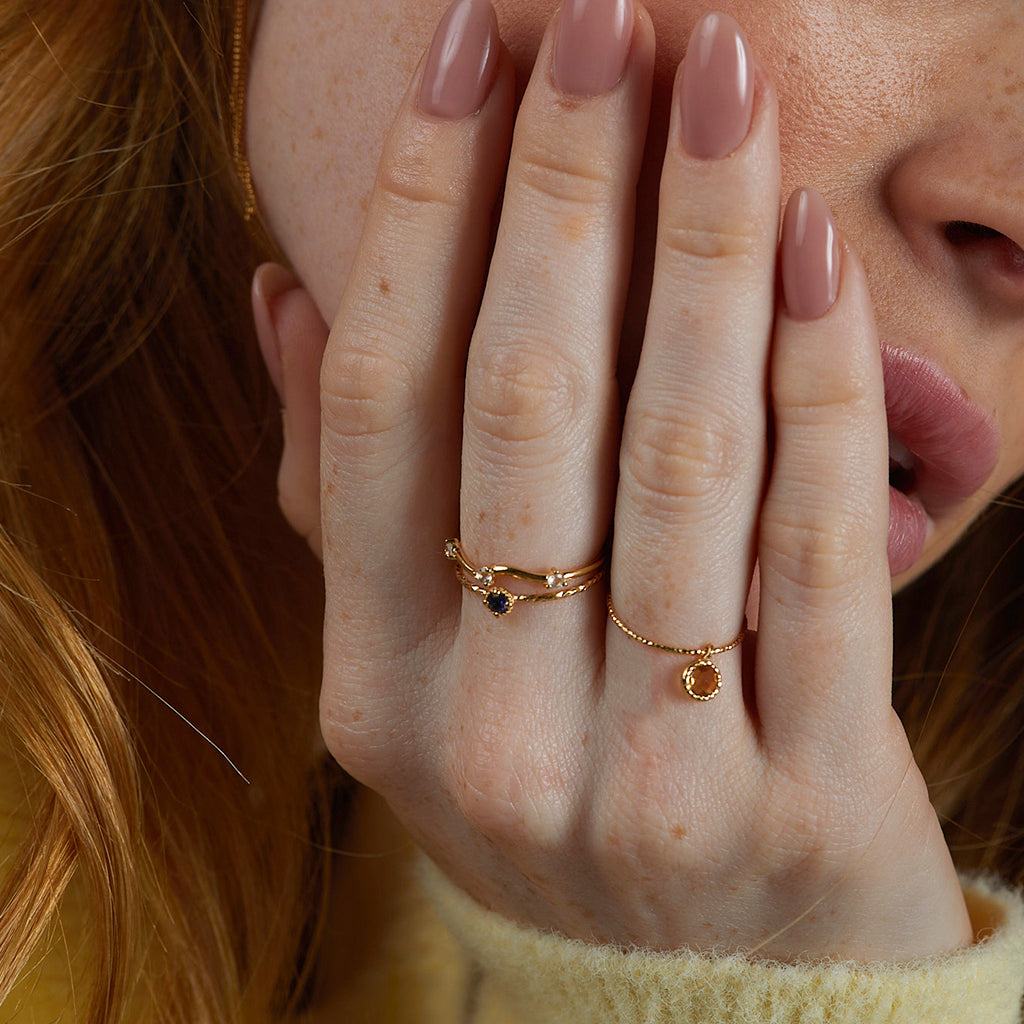 Anillo con colgante citrino bañado en oro